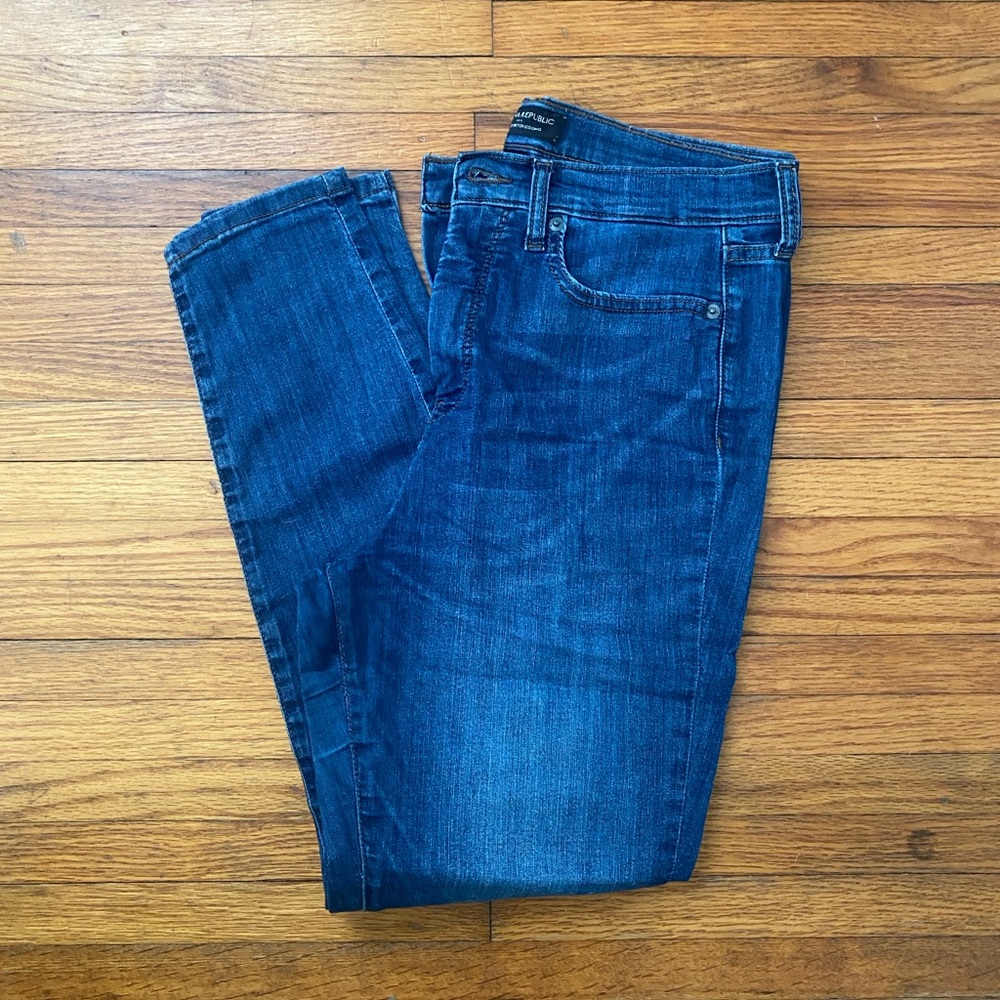 Banana Republic Super-Stretch Leggings